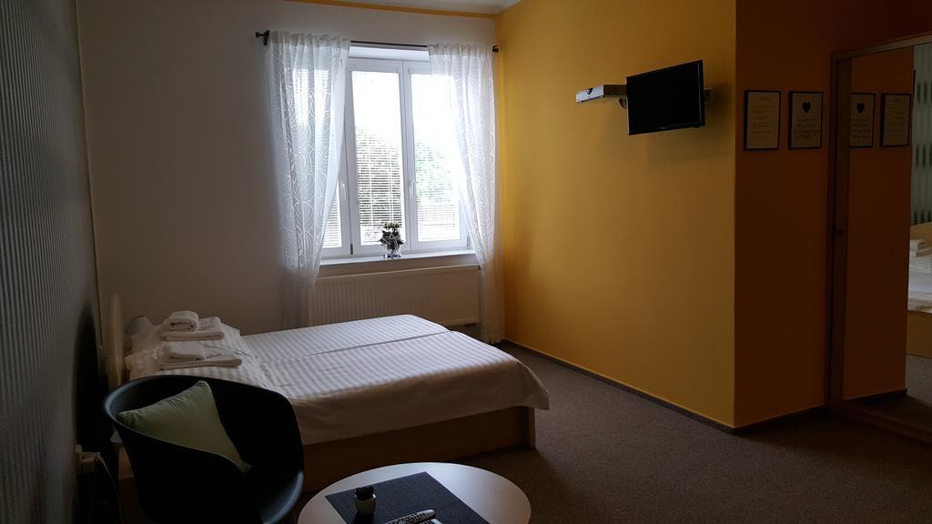 Stare Mesto  Villa Rozarka מראה חיצוני תמונה